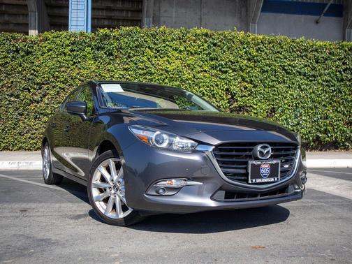 Machine Gray Metallic 2017 Mazda Mazda3 Grand Touring