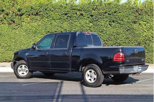 2002 Ford F-150 XLT SuperCrew