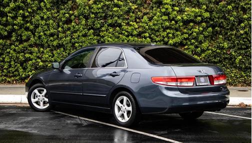 Photo 4 of 22 of 2004 Honda Accord EX-L