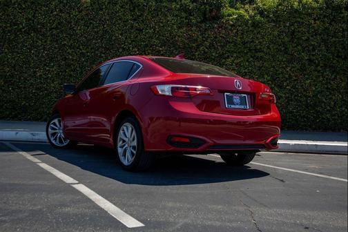 2017 Acura ILX AcuraWatch Plus Package