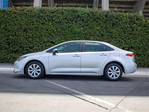 Classic Silver Metallic 2023 Toyota Corolla LE