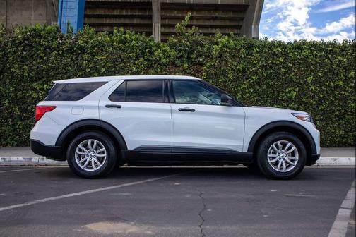 2021 Ford Explorer Base