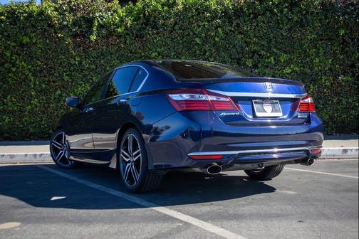 2017 Honda Accord Sport SE