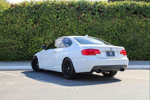 2012 BMW 335 335i