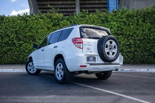 2011 Toyota RAV4 Sport
