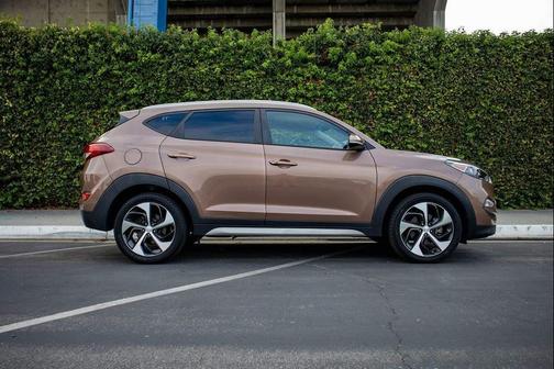 2017 Hyundai TUCSON Sport