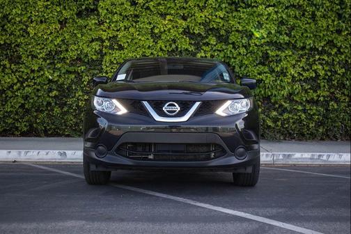 2017 Nissan Rogue Sport S