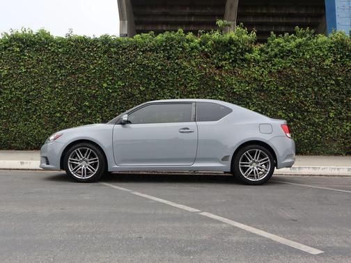 2013 Scion tC Base