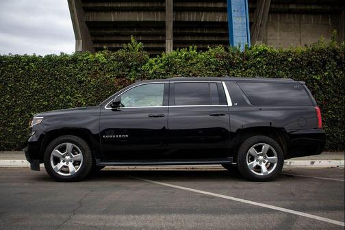 2017 Chevrolet Suburban LT
