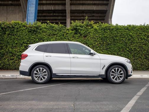 Alpine White 2019 BMW X3 sDrive30i