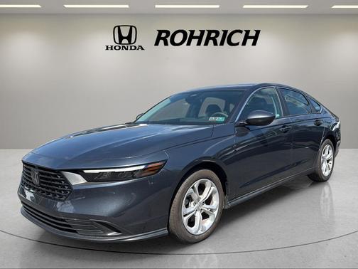 Meteorite Gray Metallic 2025 Honda Accord LX
