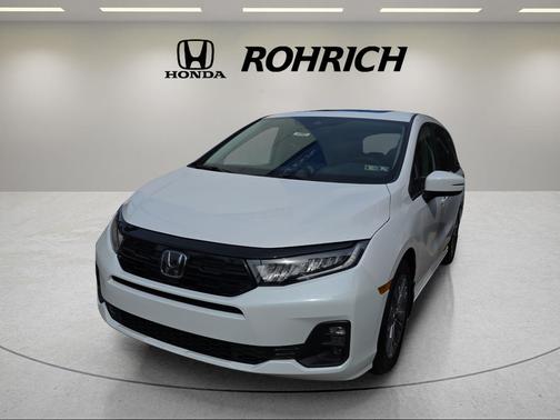 Platinum White 2026 Honda Odyssey Touring