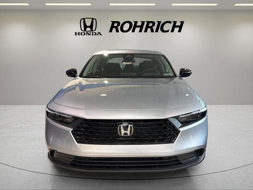 Silver Metallic 2026 Honda Accord SE