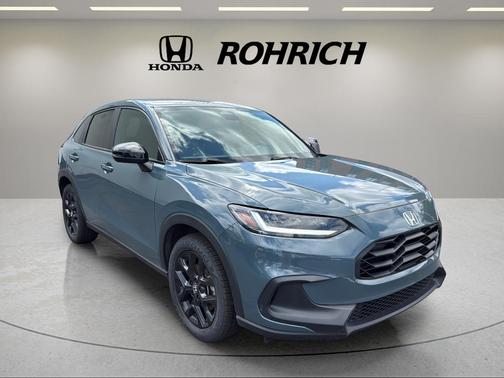 Pearl 2023 Honda HR-V Sport