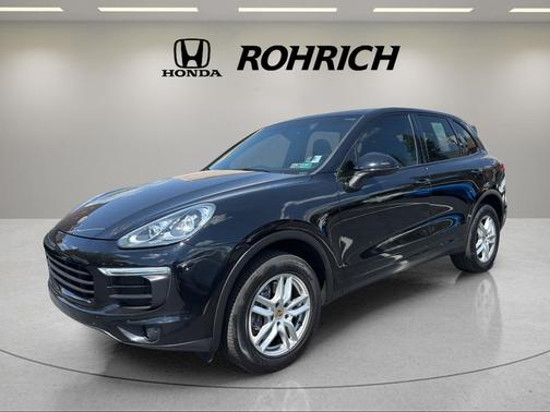 Black 2016 Porsche Cayenne Base