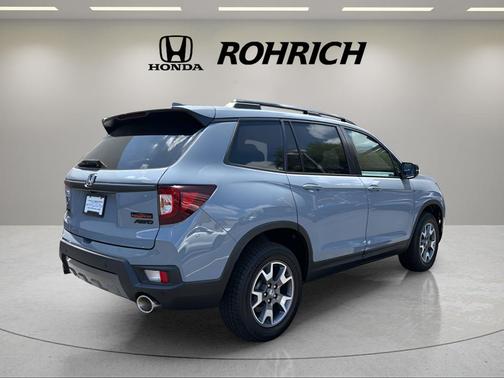 Sonic Gray Pearl 2023 Honda Passport TrailSport