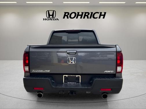 SELECT 2023 Honda Ridgeline RTL