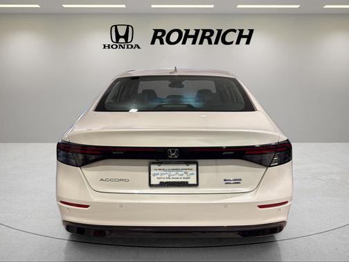 Platinum White 2026 Honda Accord Hybrid Touring