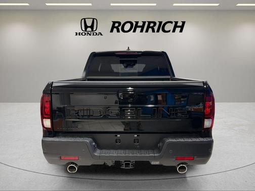 Crystal Black Pearl 2026 Honda Ridgeline Black Edition
