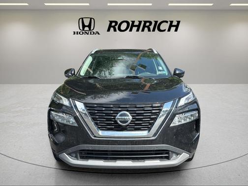 Black 2021 Nissan Rogue SL