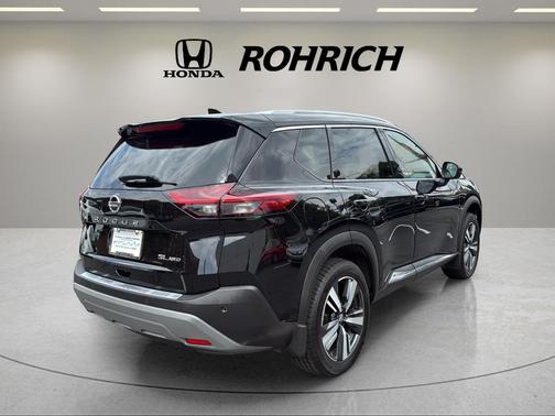 Black 2021 Nissan Rogue SL