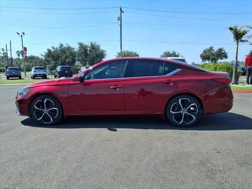2023 Nissan Altima 2.5 SR