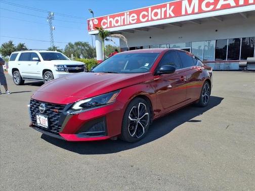 2023 Nissan Altima 2.5 SR