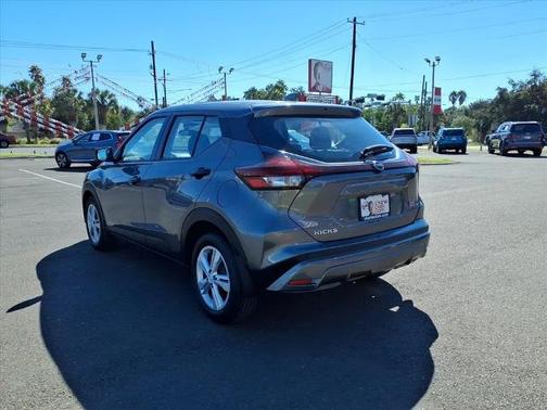 2025 Nissan Kicks S
