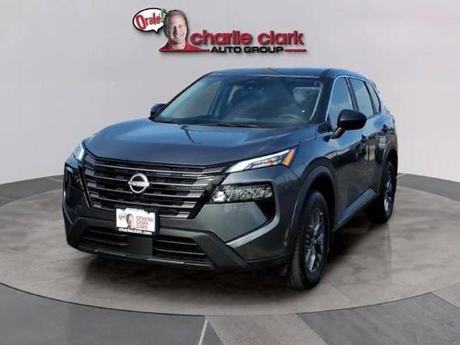 Gun Metallic 2026 Nissan Rogue S