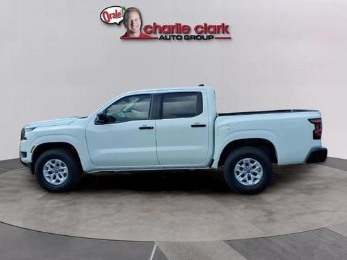 2025 Nissan Frontier S