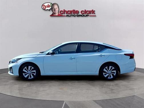 2025 Nissan Altima S