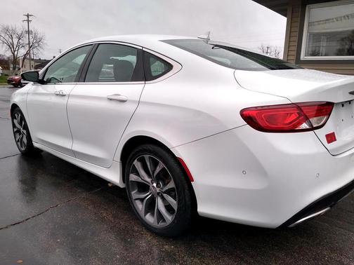 2015 Chrysler 200 C