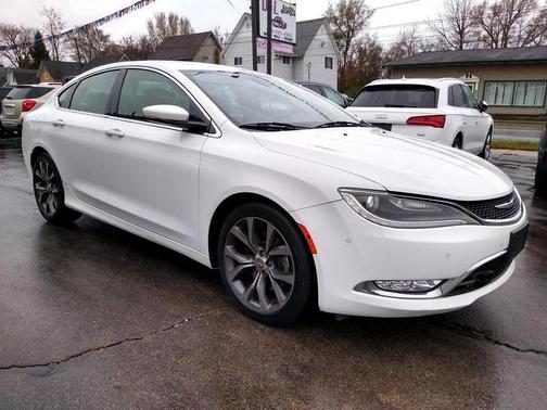 2015 Chrysler 200 C