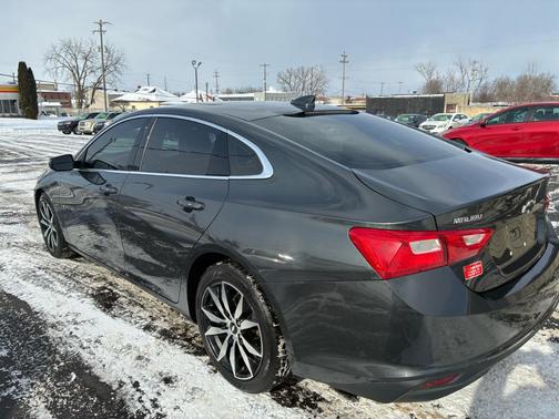 2017 Chevrolet Malibu 1LT