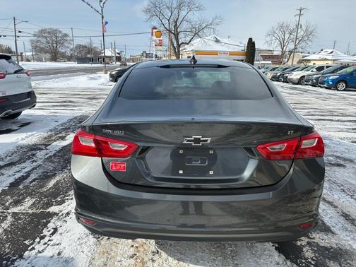 2017 Chevrolet Malibu 1LT
