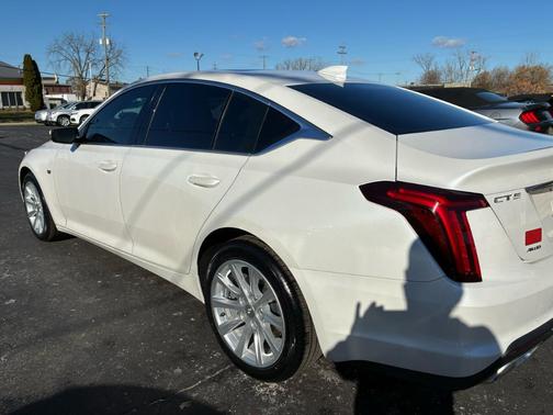 2020 Cadillac CT5 LUXURY+