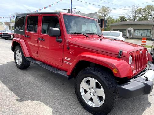 2012 Jeep Wrangler Unlimited Sahara