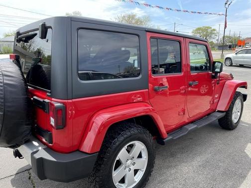 2012 Jeep Wrangler Unlimited Sahara