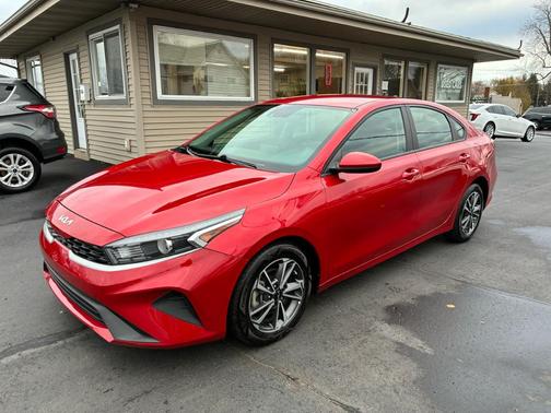 2023 Kia Forte LXS