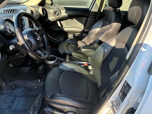 2012 MINI Cooper S Countryman Base