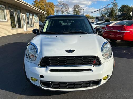 2012 MINI Cooper S Countryman Base