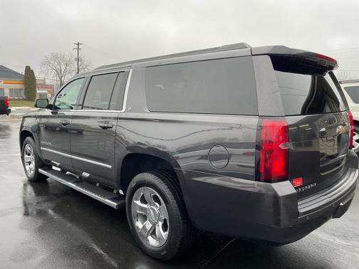 2016 Chevrolet Suburban LT