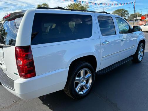 2011 Chevrolet Suburban 1500 LTZ