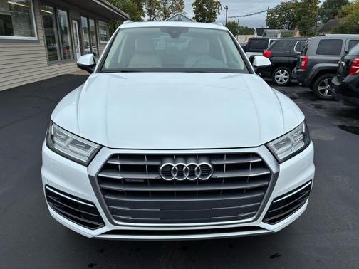 2018 Audi Q5 2.0T Premium Plus