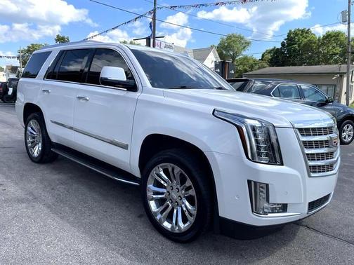 2017 Cadillac Escalade Premium Luxury
