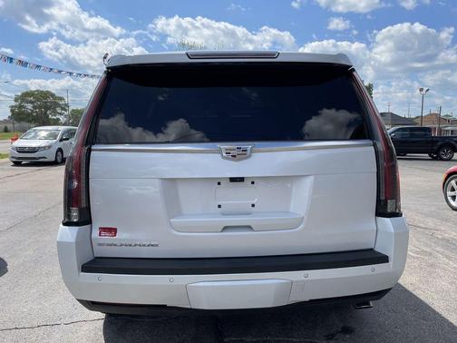 2017 Cadillac Escalade Premium Luxury