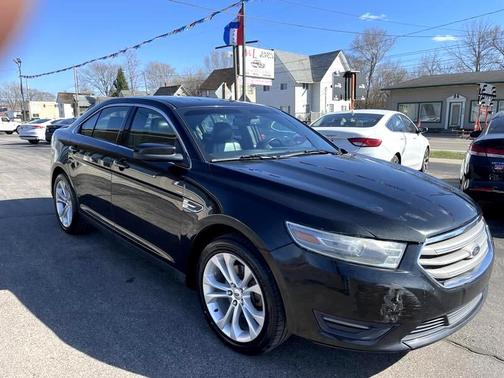 2013 Ford Taurus SEL
