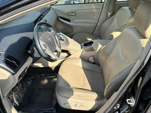 2013 Toyota Prius Three