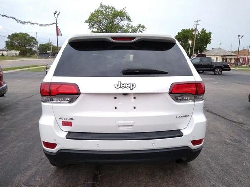 2021 Jeep Grand Cherokee Laredo
