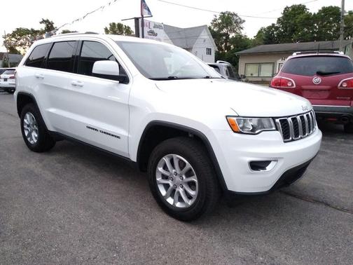2021 Jeep Grand Cherokee Laredo